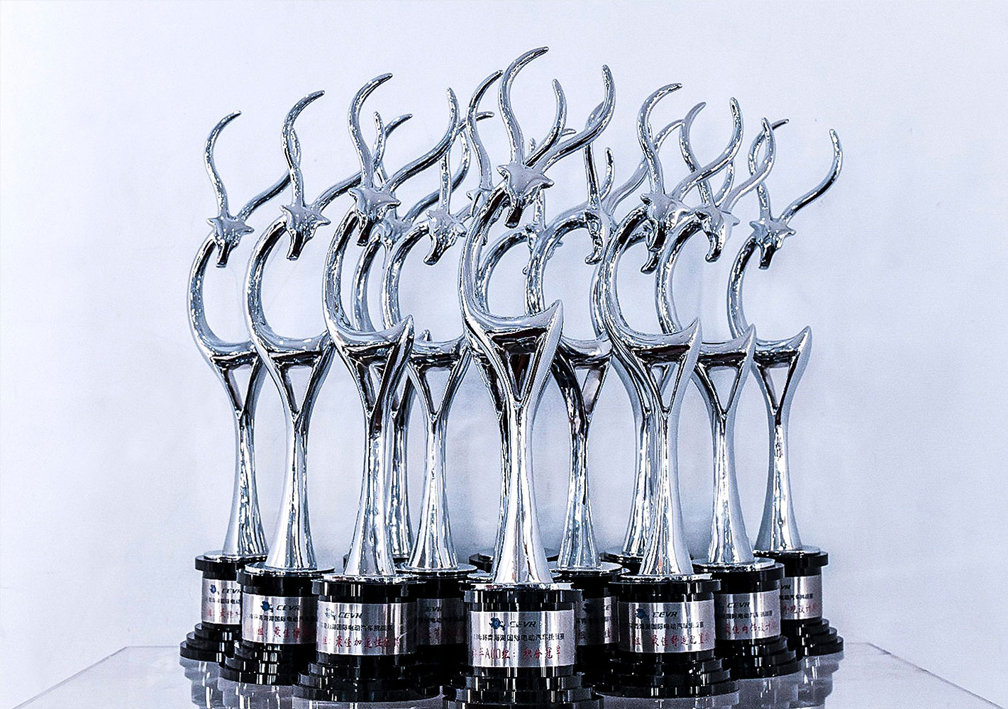 第六屆環青海湖（國際）電動汽車挑戰賽，眾泰E200 Pro、眾泰Z500EV Pro榮獲13項大獎